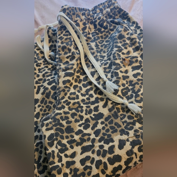 BiBi Leopard Denim Pants XL - Picture 2 of 3